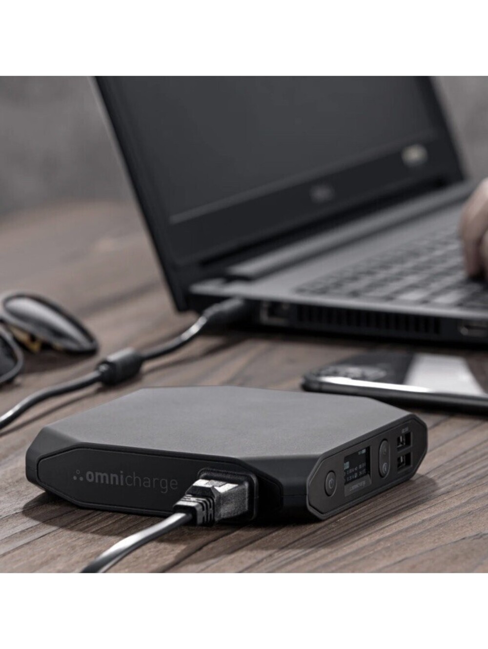 Never Used/Open Box Omnicharge Power 20+ Plus Power Bank For Station Complete